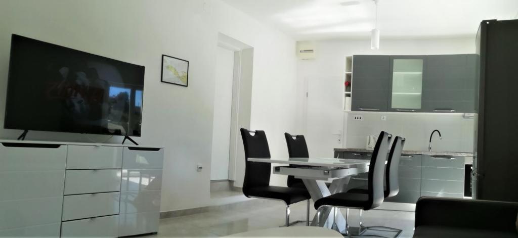 Apartment Zalo Donje Selo na Šolti Dış mekan fotoğraf